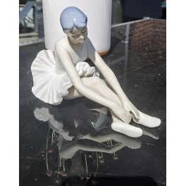 Ældre Balletdanser Porcelænsfigur [13x19cm] Ballerina