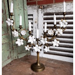 Fransk 7-Armet Kirkestage med Hvide Biscuit-Blomster [H56x56cm] BUE