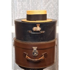 Gammel Hatteæske BRUN [38/40xH21cm]