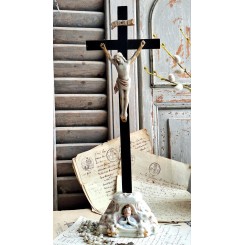 1800-tals Krucifiks Porcel&aelig;n Tr&aelig; [H39x12,5cm]*