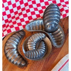 7 x Gamle Franske Mini Forme 'Croissants'