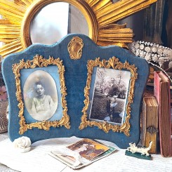 SJ&AElig;LDEN Napoleon III Dobbelt Fotoramme Bl&aring; Velour (H28x37cm) 