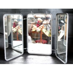 Stort 3-fl&oslash;jet Barberspejl [Lukket-33x20cm] Triptykon