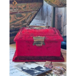 Napoleon III Velour-&aelig;ske med Overraskelse [H10x17x14,5] R&oslash;d